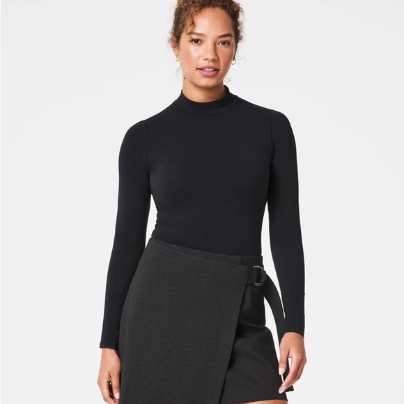 New SPANX Fit-To-You
Long Sleeve Mockneck Top - Picture 3 of 5
